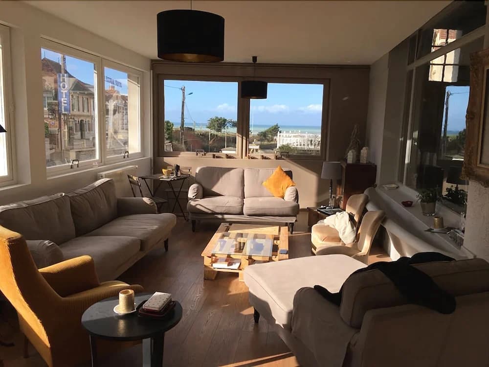 La Villa - Miniature 7