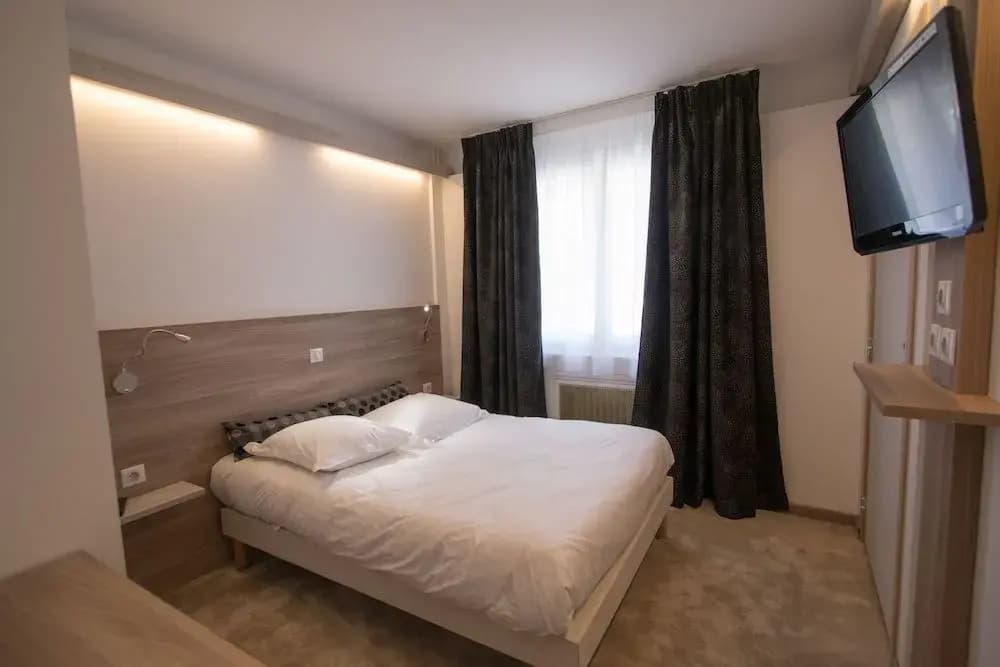 Hotel Les Voyageurs - Photo 4
