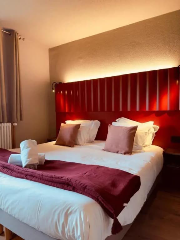 Alpeen Hotel - Photo 4