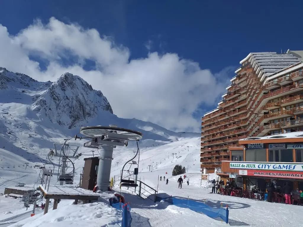 STUDIO en PLEINE MONTAGNE AVEC VUE SUR MARMOTTES - Photo 2