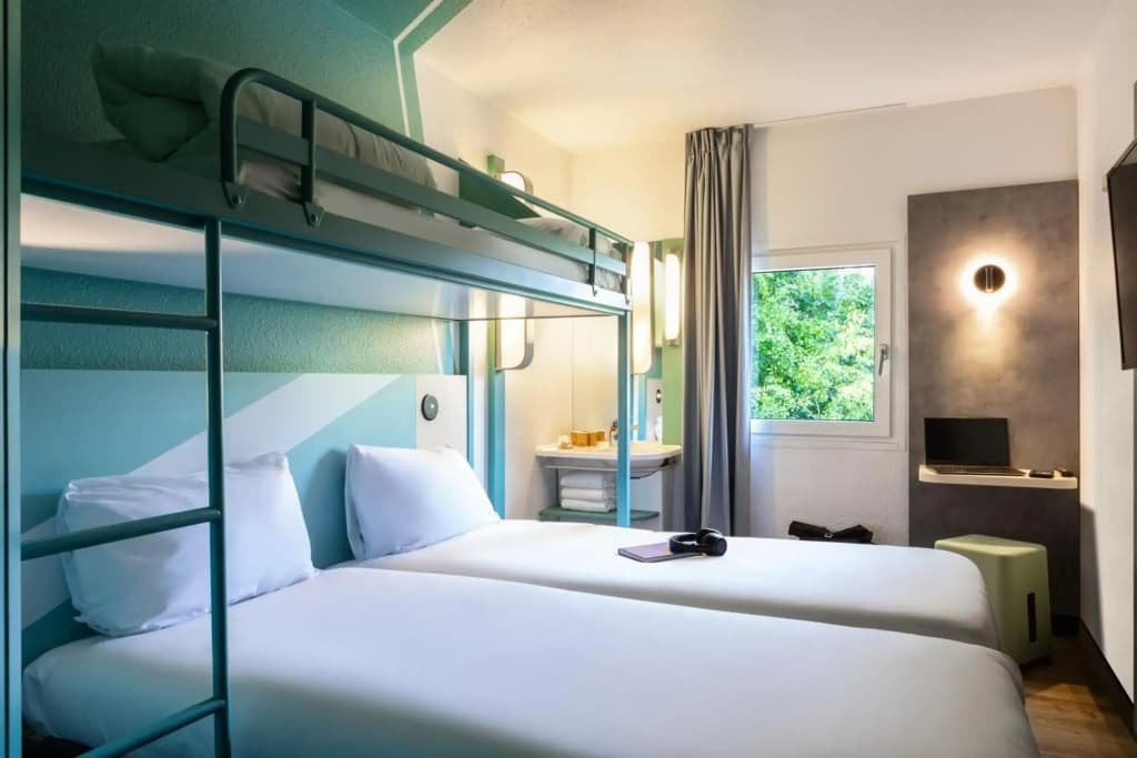 ibis budget Marne la Vallee Chelles - Photo 4