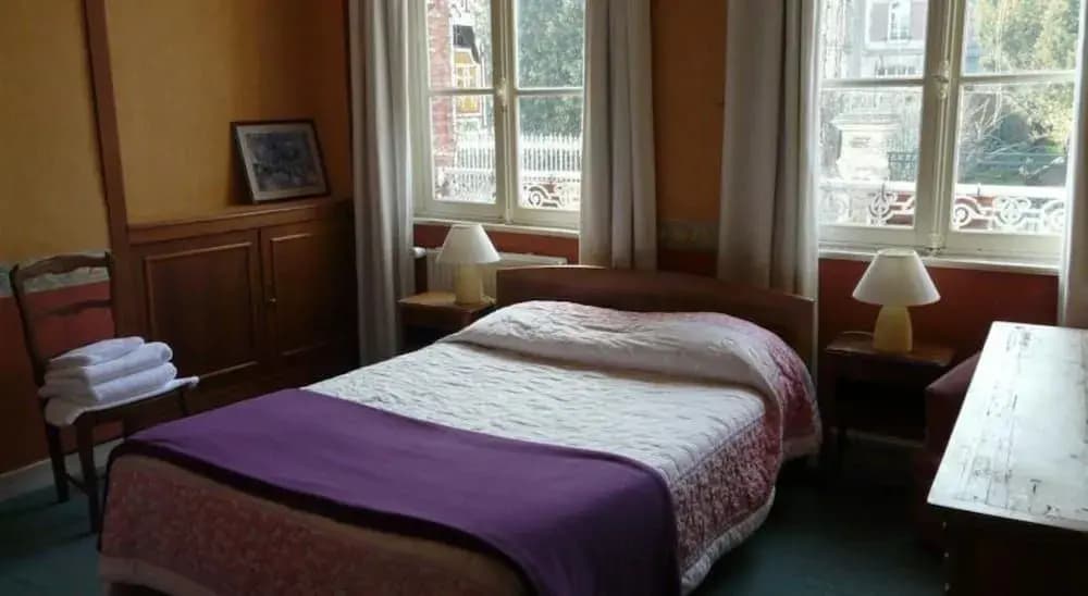Hôtel Henri IV - Miniature 6