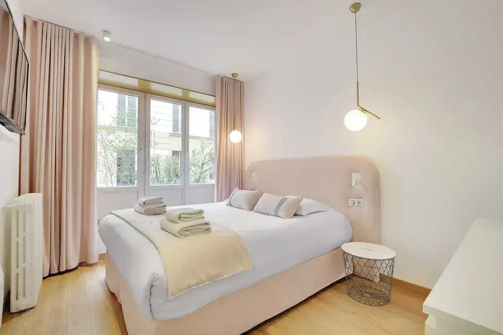 Spacious Apartment - 2b/10p - AC - Marais - Photo 2