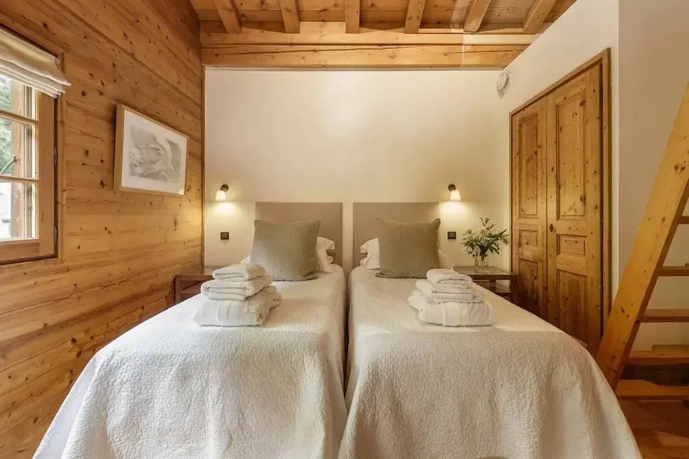 Magnificent Chalet Valhalla 5 Central Chamonix - Photo 3