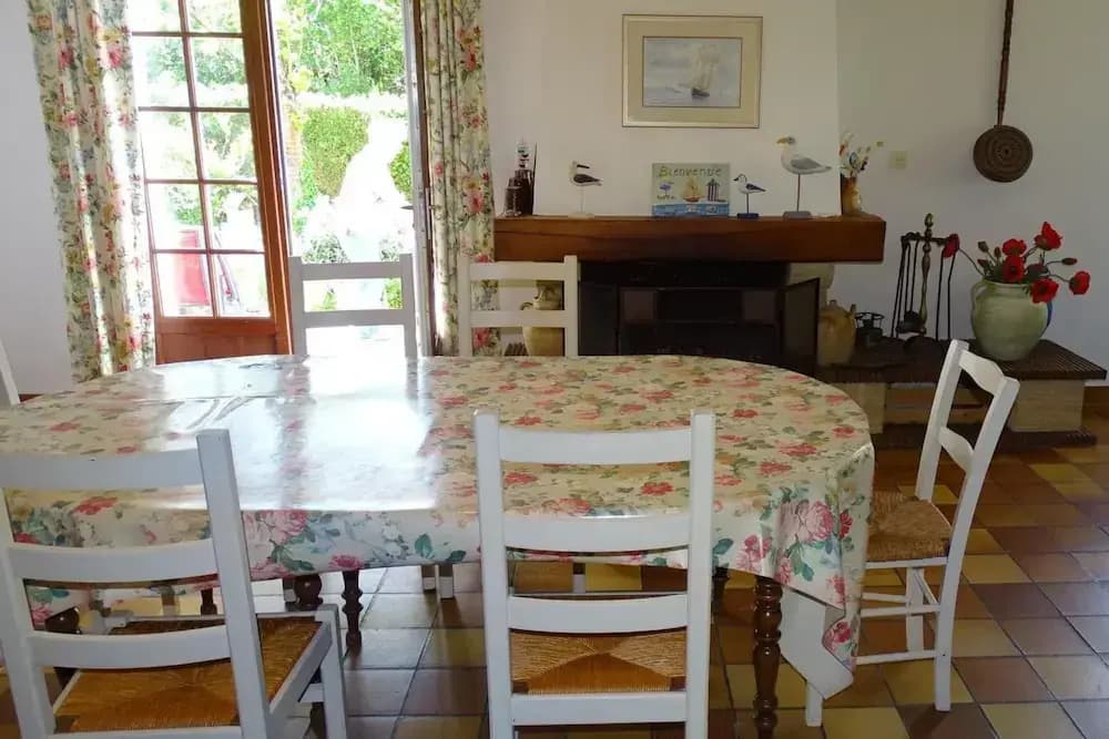 Beautiful Quiet Holiday Home, Close to the Beach - Photo 2