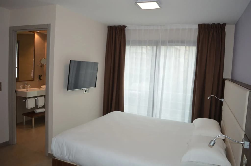 Hôtel Port Toga - Photo 4