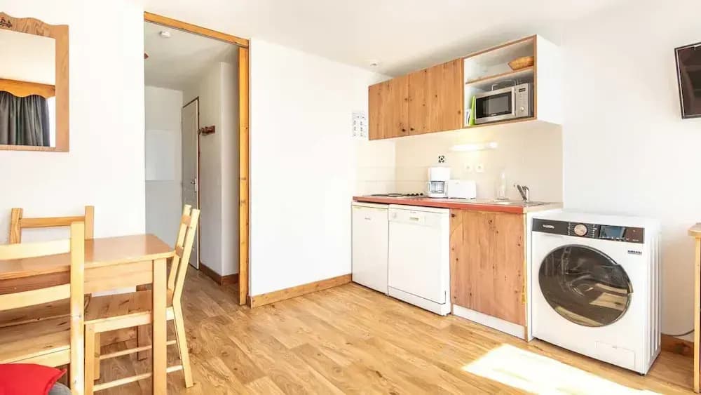 Mountain Hideaway for 4 Guests - Miniature 7