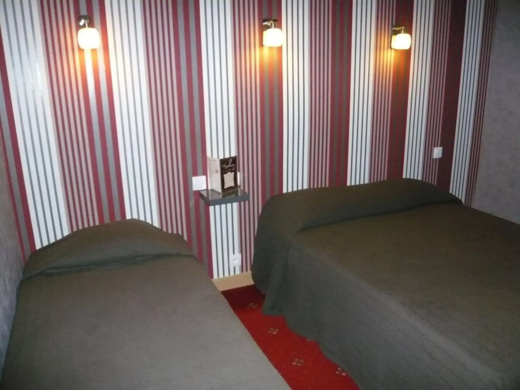 Cit'Hotel Saint Jacques - Miniature 8