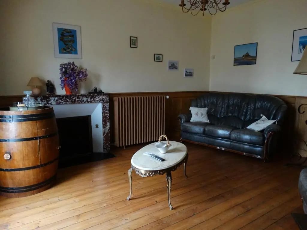 La Bagatelle - Photo 1