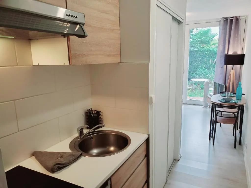 Appartement avec jardin privatif - Photo 4