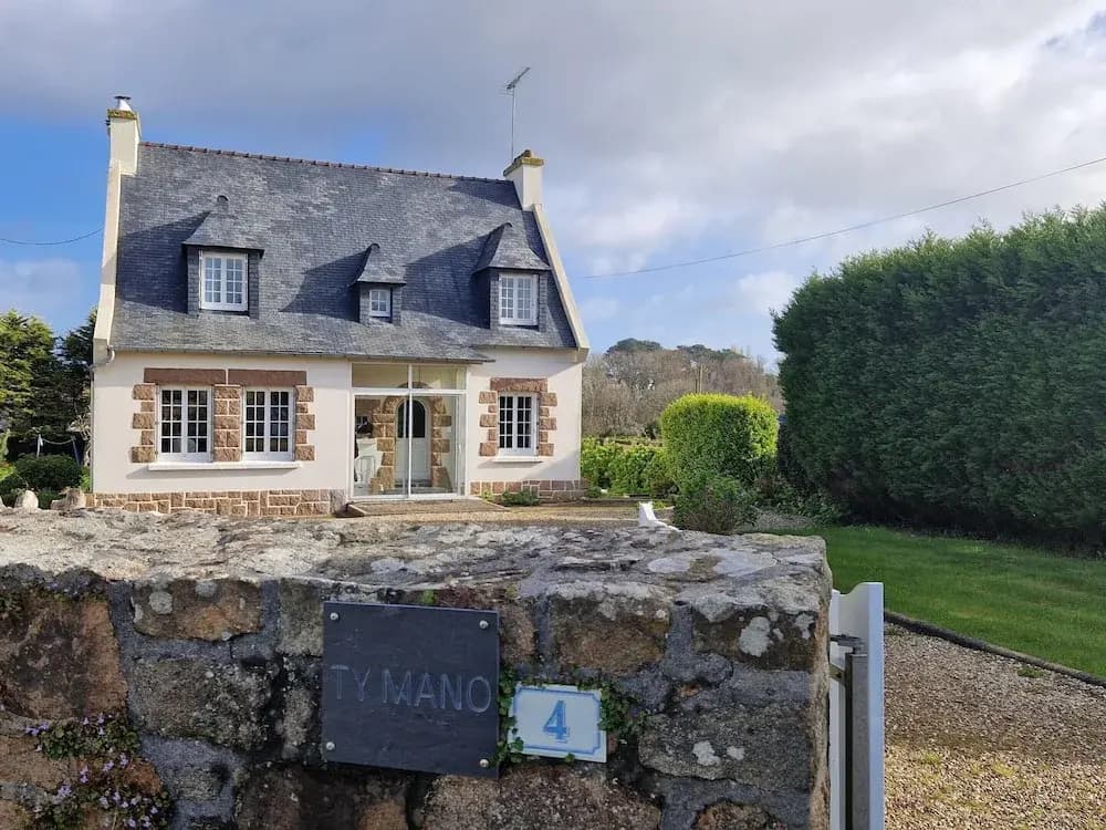 Family-friendly Holiday Home Near the Coast - Photo 1