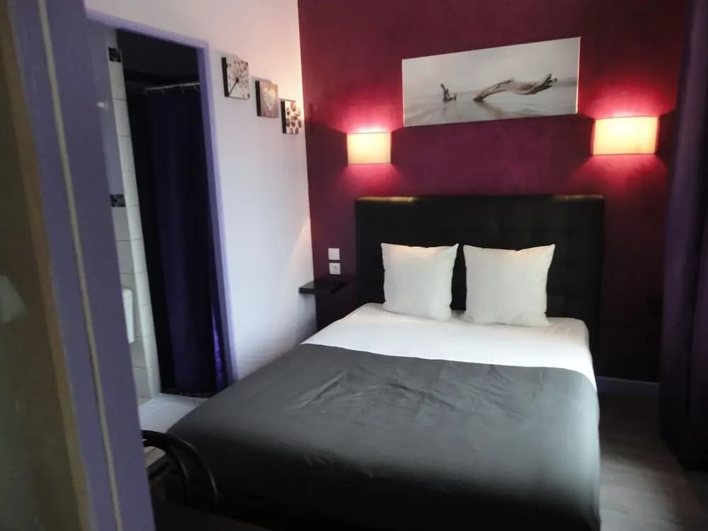 Hôtel des Deux Gares - Photo 2