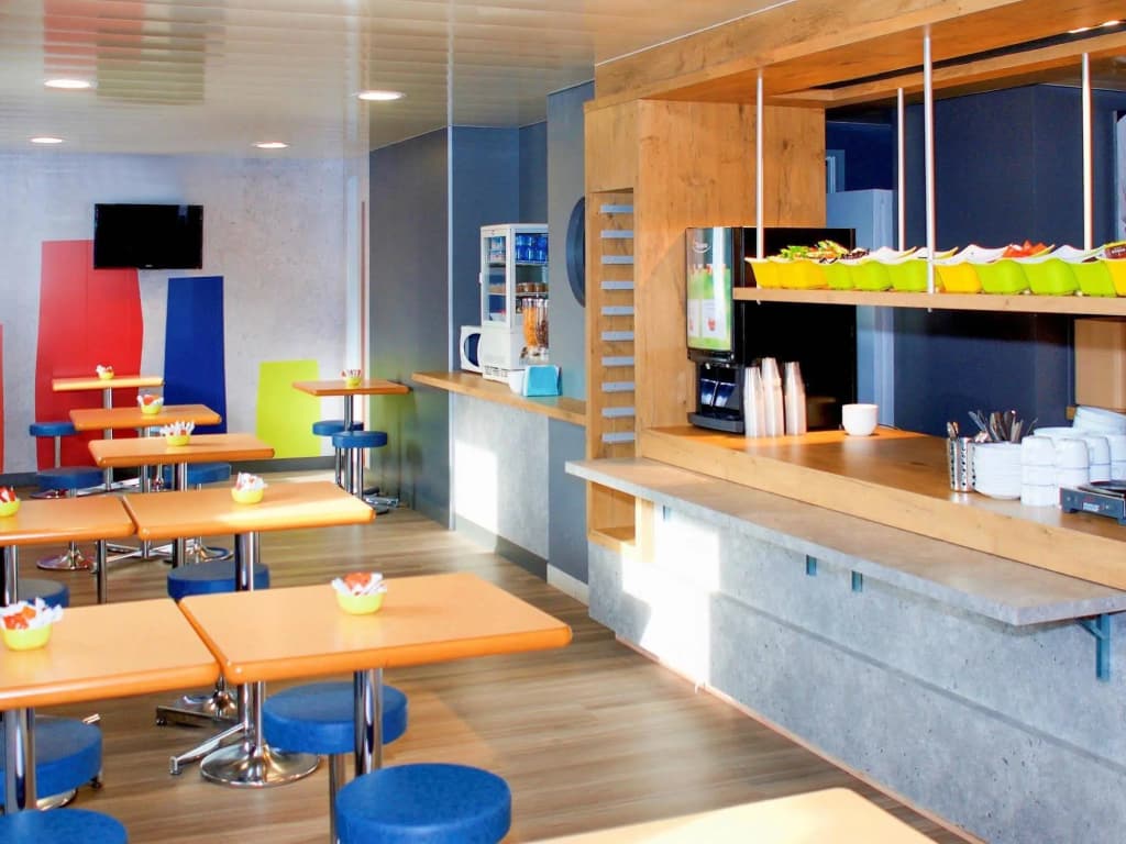 ibis budget Flers Les Grands Champs - Miniature 8