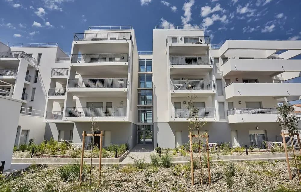 Apartment in Royan Near Sandy Beaches - Photo 1