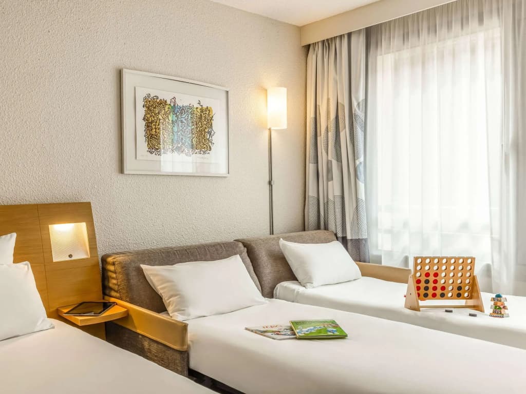 Novotel Lille Centre Gares - Photo 4