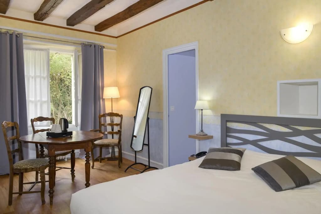 Le Manoir de la Giraudière - Photo 3
