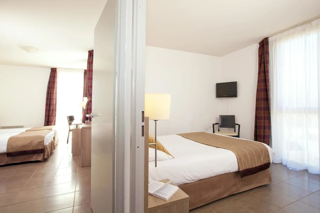 Sejours & Affaires Manosque Moulin Neuf - Photo 4