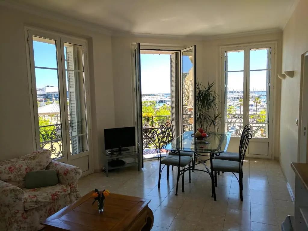 Citilet Louis Blanc 1,2,3 - Three gorgeous, open-plan apartments - Miniature 7