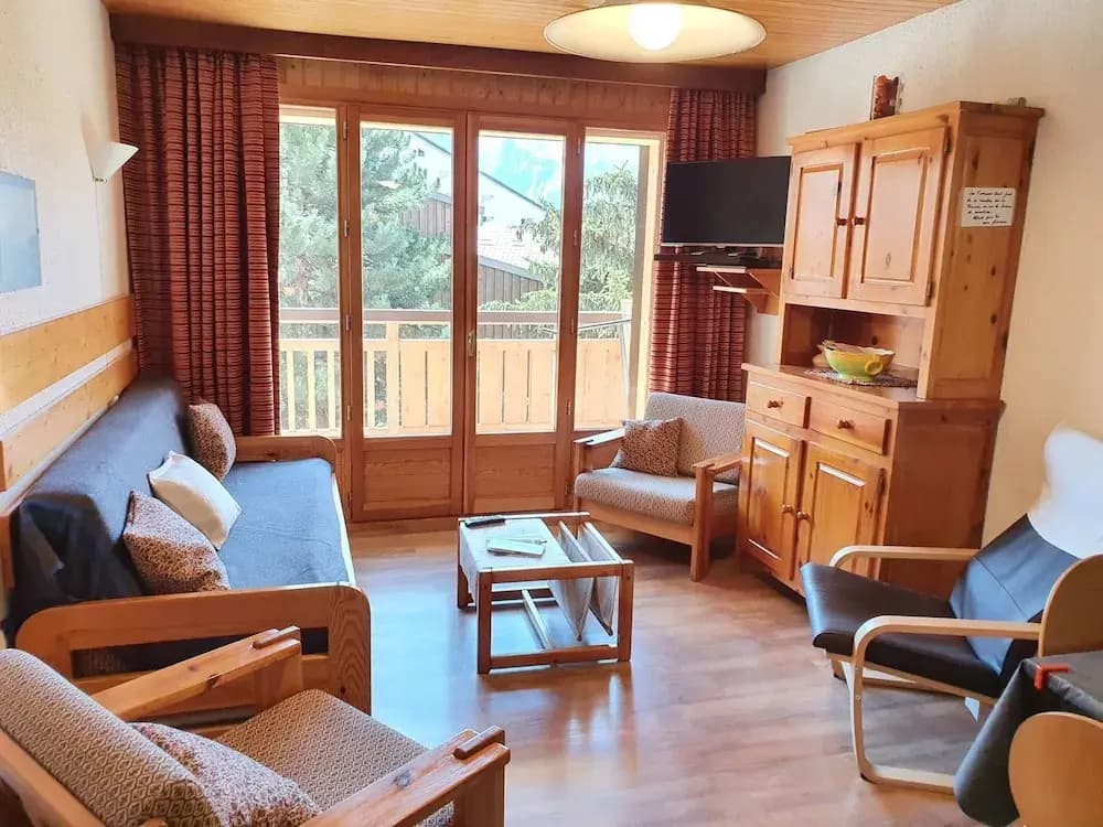 Stay in Northern Alps With Balcony - Photo 3