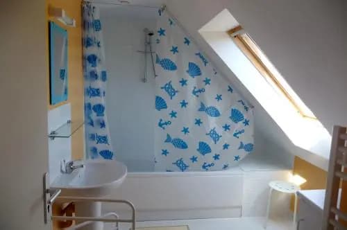 House Maison mitoyenne de 3 chambres, avec jardin située à proximité de la plage - Photo 4