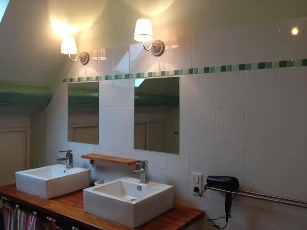 Chambres d'Hotes du Guillot - Miniature 7