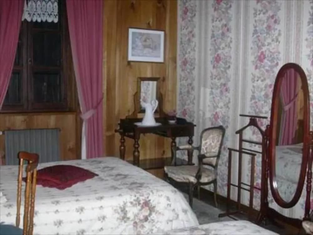 La Jacquerolle - Photo 2