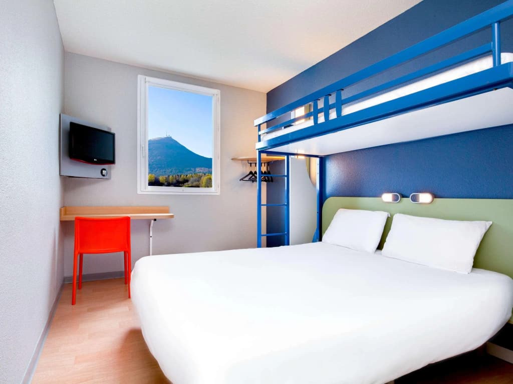 ibis budget Clermont-Ferrand Nord Riom - Photo 5