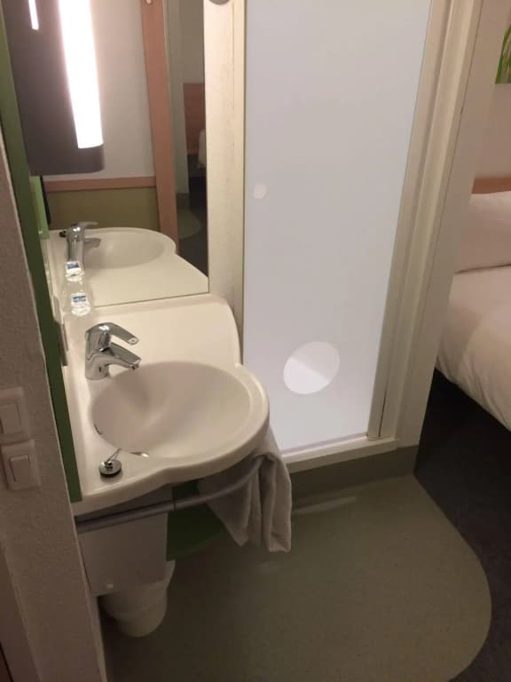 ibis budget Ancenis - Miniature 8