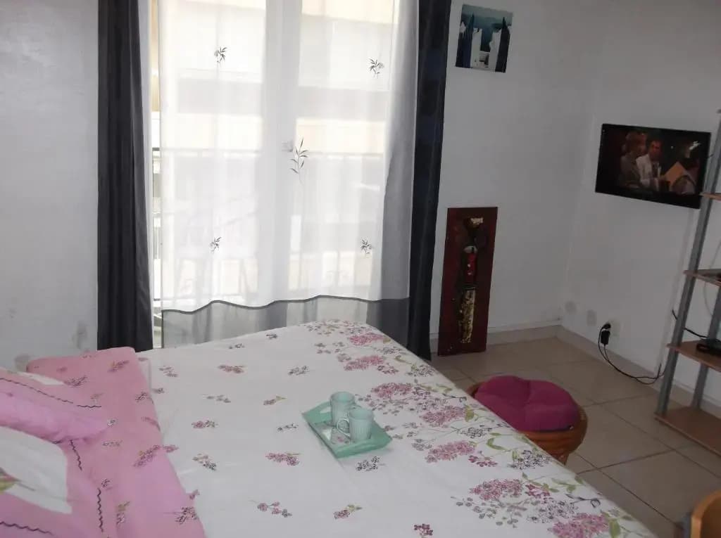 CANET Plage appartement 1 chambre , climatisation, parking sécurisé couvert - Photo 4