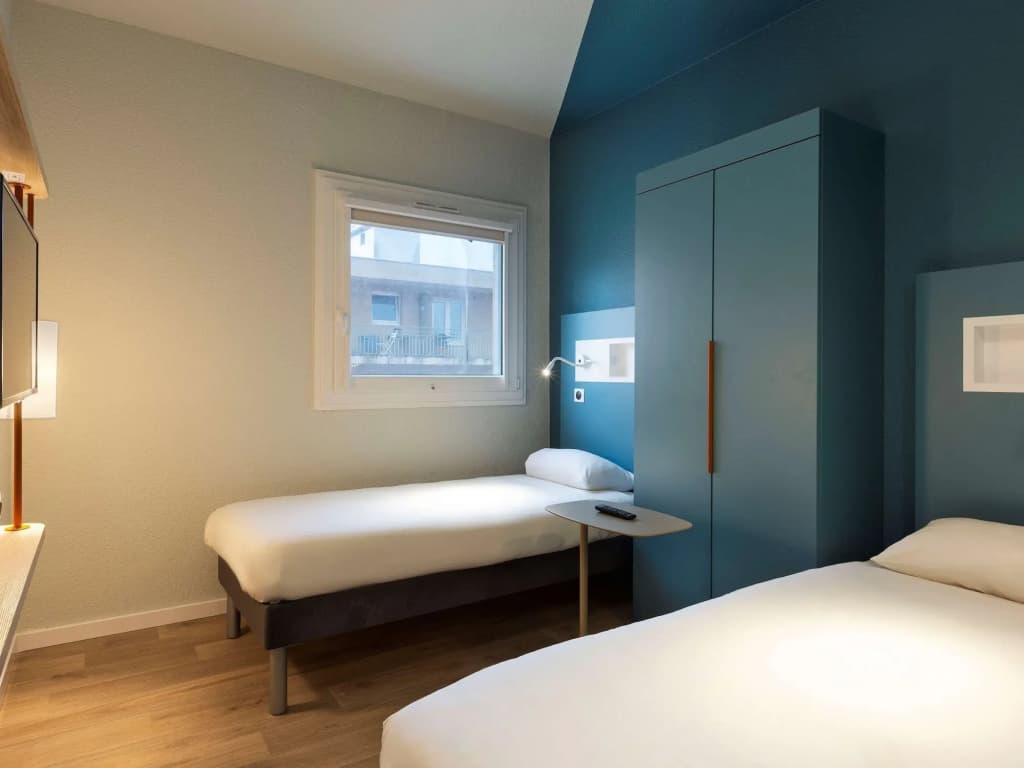 Ibis Budget Bourgoin Jallieu Centre - Photo 3