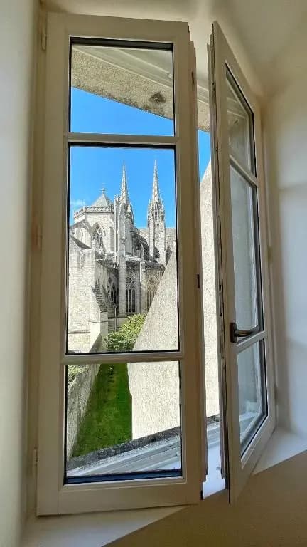 Appartement T2 - Vue imprenable sur la cathédrale - Photo 5