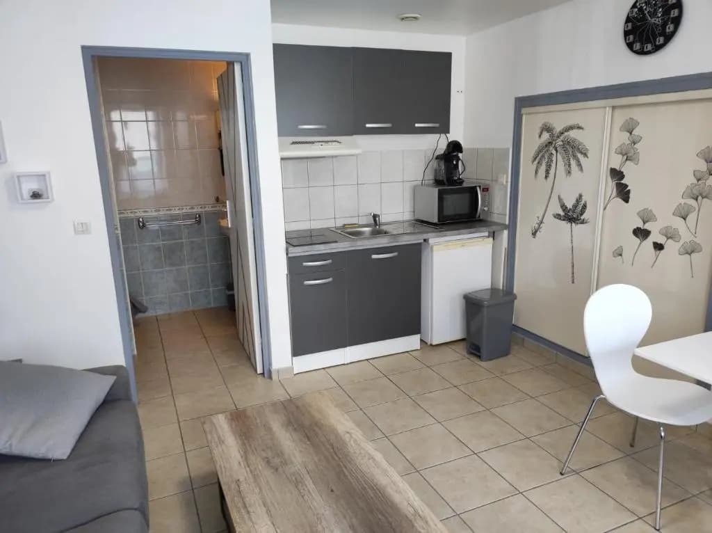 Studio 2 personnes en centre ville - Photo 4