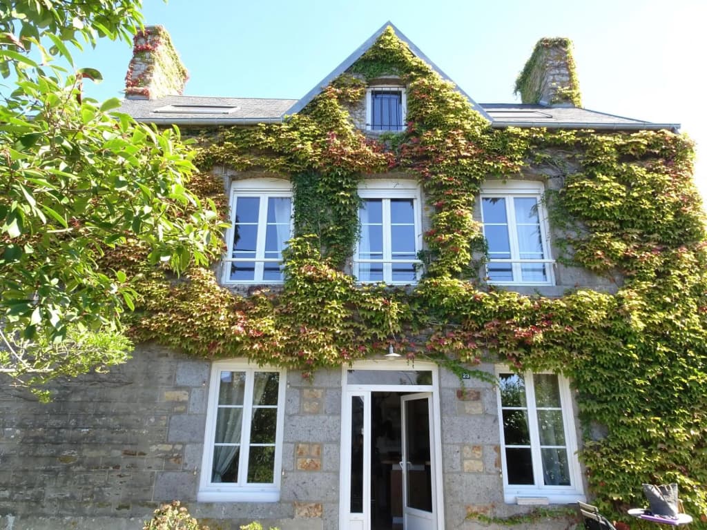 Norman Property With Pool, bay of Mont St. Michel - Photo 1