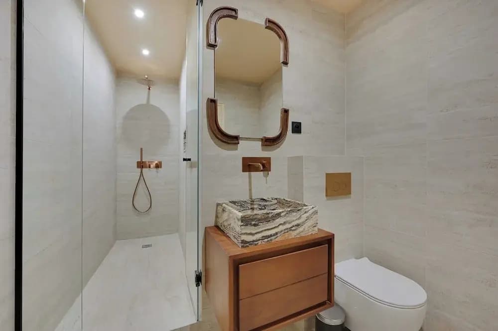 Apartment With 4 Rooms for 8 People - Miniature 7