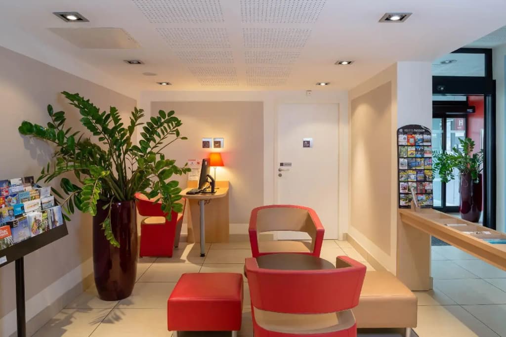 Hôtel Ibis de Guingamp Cœur de Bretagne - Photo 2