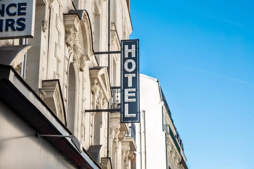 Continental Hôtel - Photo 1