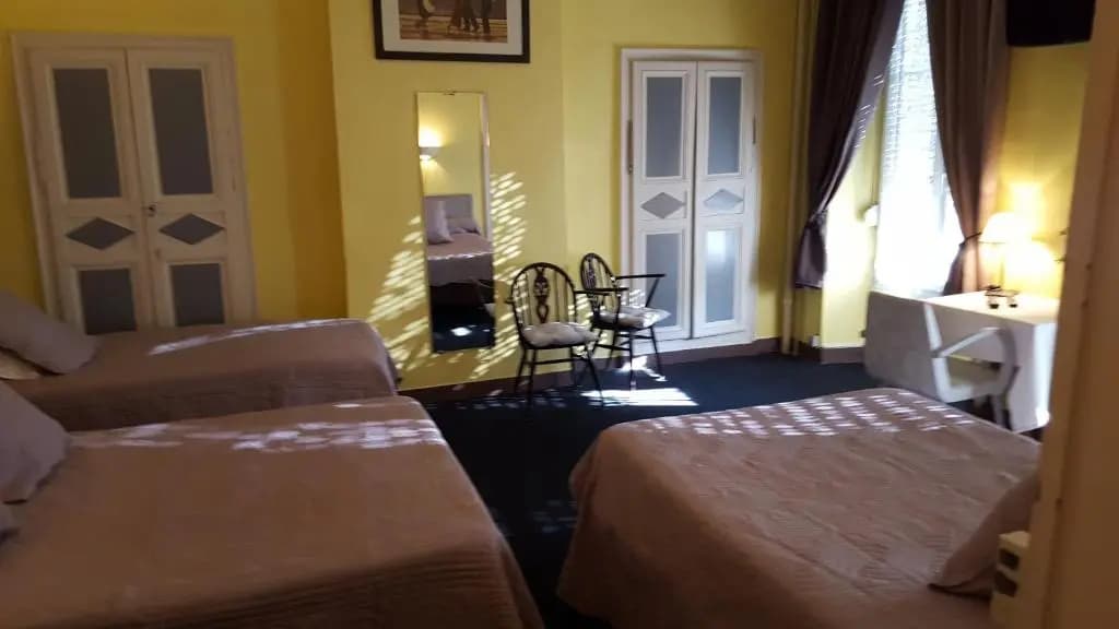 Hotel Ronsin - Photo 4