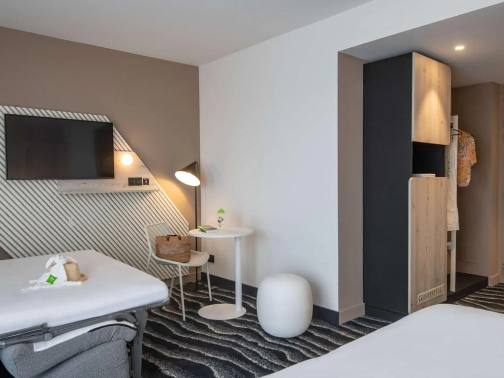 Ibis Styles Porto Vecchio - Photo 4