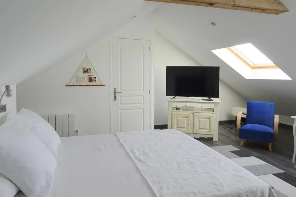 Holiday Home With sea View in Portbail - Photo 5