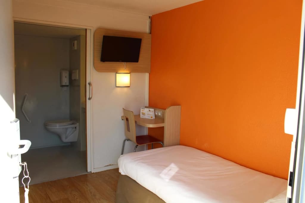 Premiere Classe Bordeaux East - Lormont - Photo 3