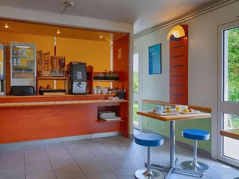 Ibis Budget Redon - Photo 2