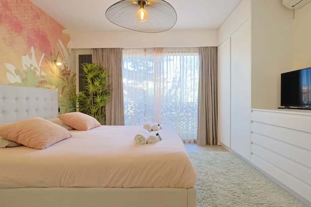Le Jungle in Cannes With 2 Bedrooms and 2 Bathrooms - Photo 4