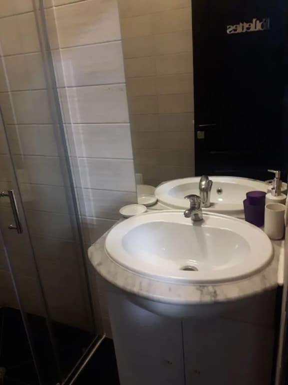 Guesthouse near Charles De Gaulle Airport - Miniature 8
