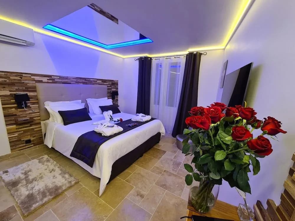 Loveroom La Garçonn'hyeres - Photo 2