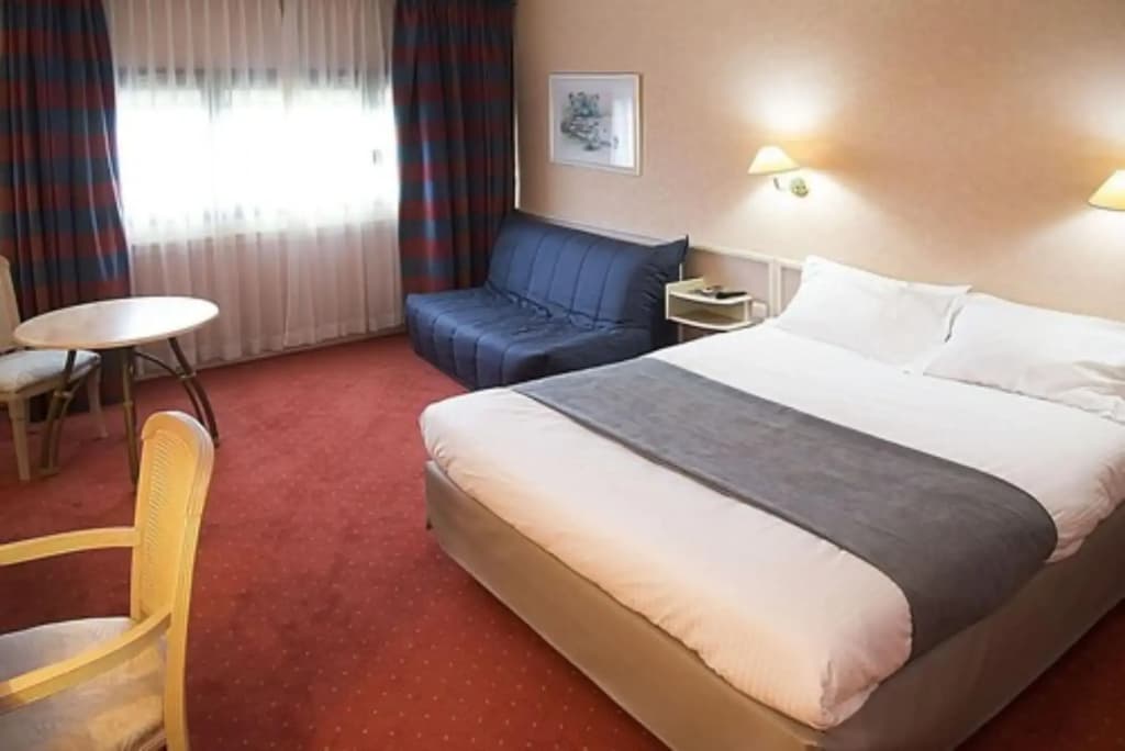 Logis Lyon Est - Photo 3
