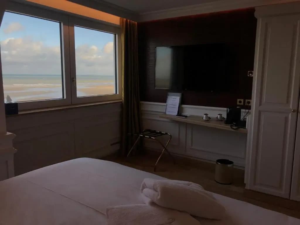 Hotel Merveilleux Côté Mer - Photo 2