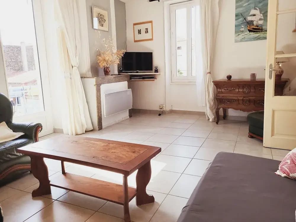 Bright Apartment in Saint Ambroix Near Amenities - Miniature 6