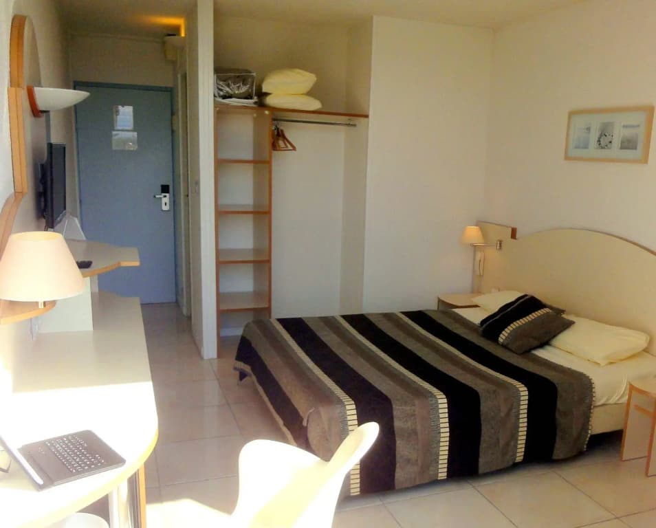 Hotel Centre Plage - Photo 3