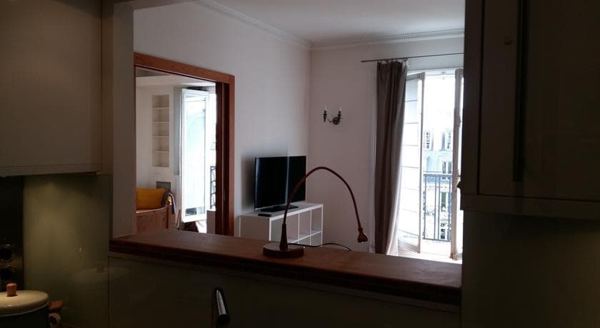 De France Apartments - Photo 4