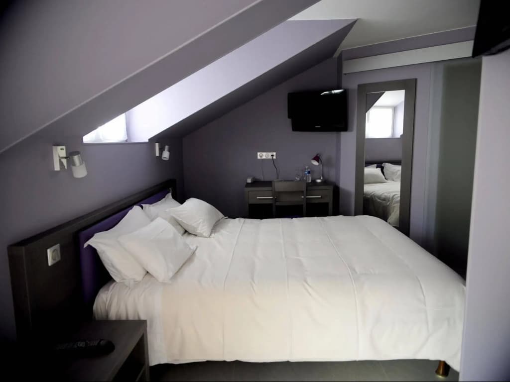Logis Central Hôtel & Spa - Miniature 7